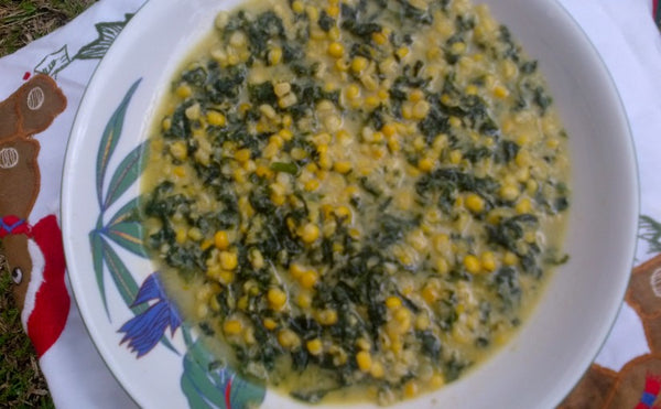 SOUPE DE MAÏS AU EPINARDS ET AU LAIT DE COCO
